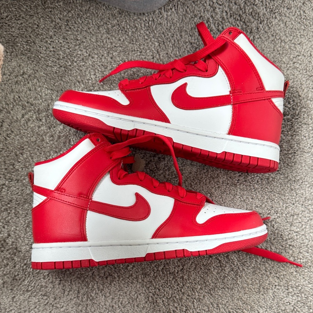 Nike Dunk high championship red
